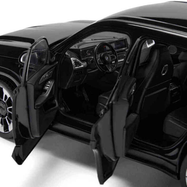 BMW Miniature XM G09 Model Car 1:18 - Black Sapphire
