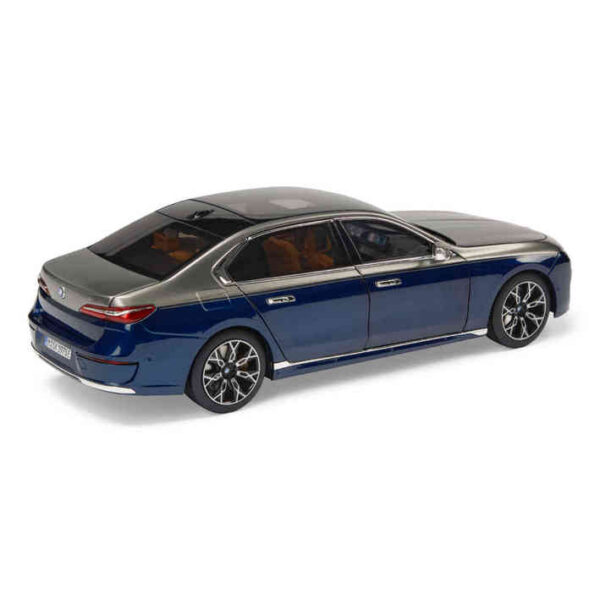 BMW Miniature i7 G70 Model Car 1:18 - Oxide Grey Blue