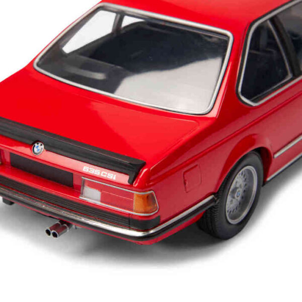 BMW Miniature 635 CSI Model Car 1:18 - Red